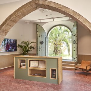 Malvasia de Sitges: how a wine became the best ally of a hospital