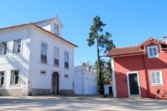 CASA DE MOGOFORES