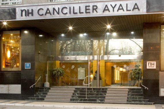 NH CANCILLER AYALA VITORIA