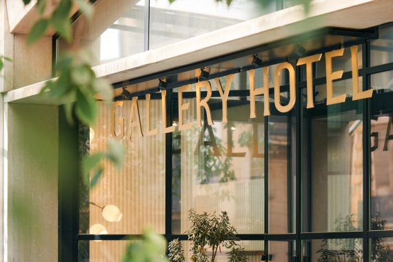 GALLERY HOTEL